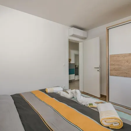 Apartments Sunrise Krk Krk Town Exterior photo